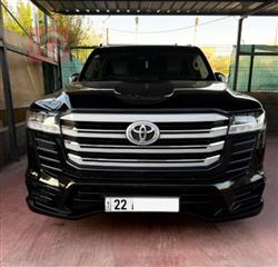 تۆیۆتا لاند کروزەر